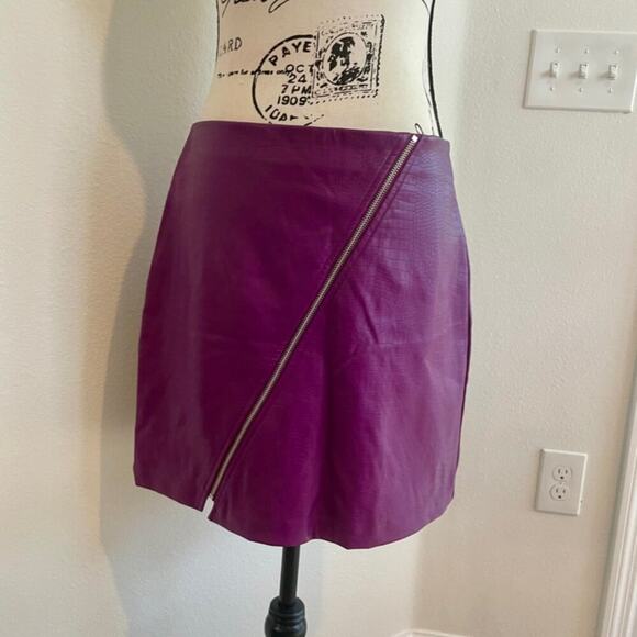 BAR III MINI SKIRT PURPLE Sz L CROC EMBOSSING FAUX LEATHER PREPPY CHIC AESTHETIC - Picture 10 of 16